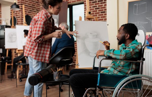 Art classes for people with disability